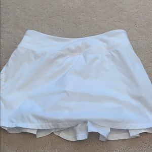 Size 12 white ivivva skirt